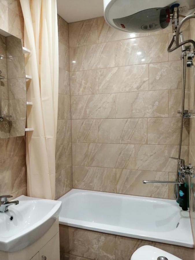 Apartamenti Miera Osta 利耶帕亚 外观 照片